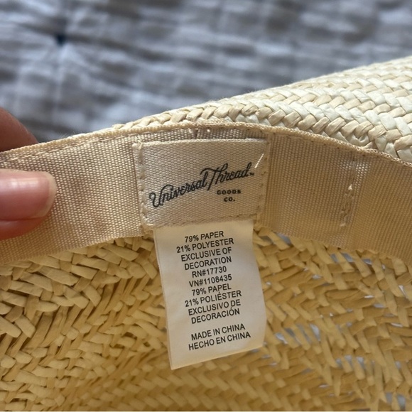 NWT Universal Thread hat - Picture 4 of 5